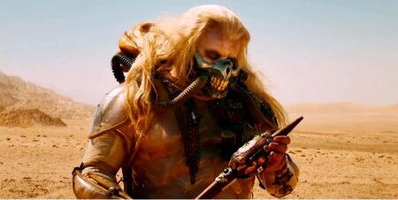 Hugh Keays Byrne como Immortan Joe e Mad Max Estrada da Furia Divulgacao Warner Bros