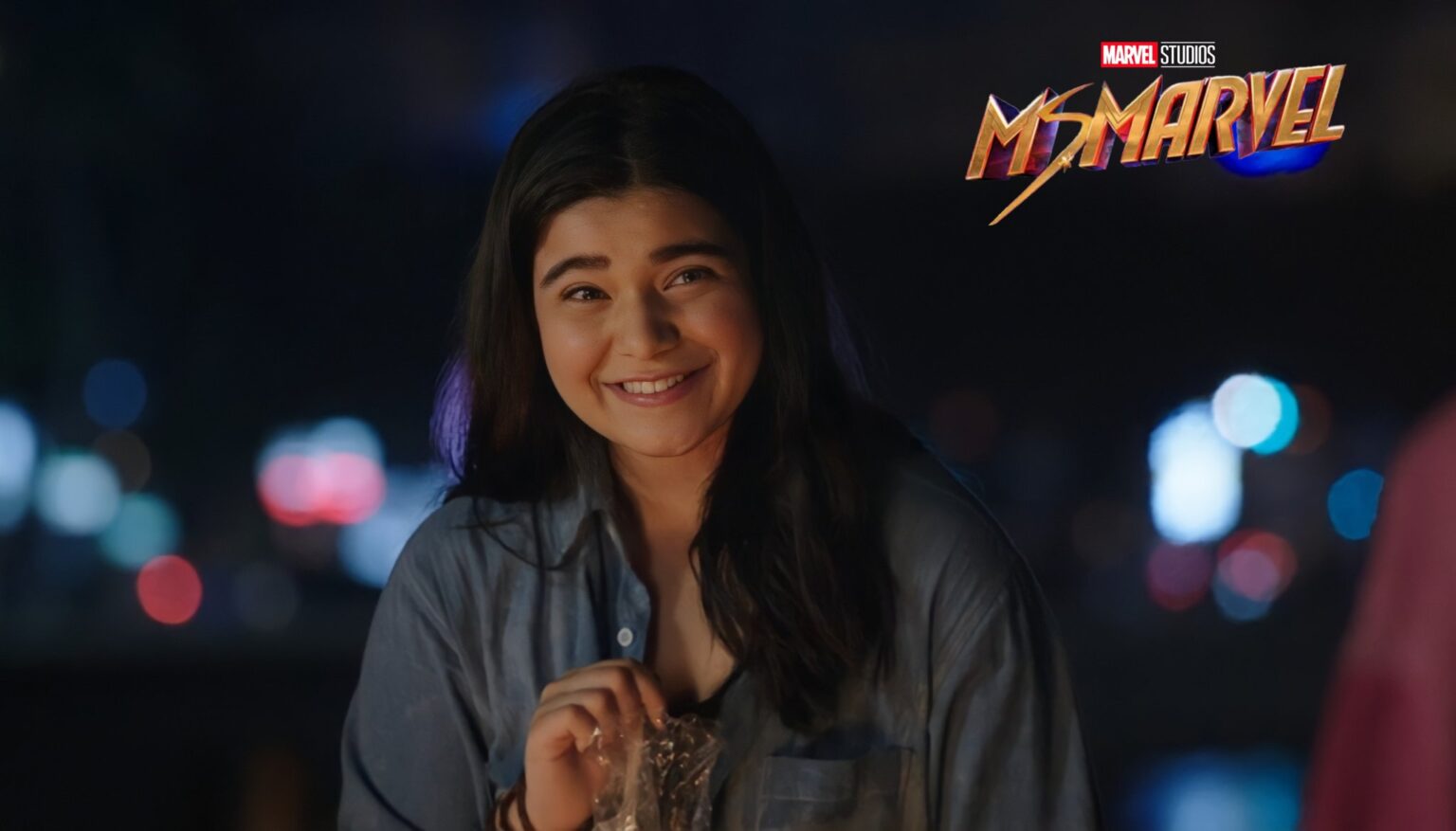Novo teaser de Ms. Marvel mostra cena hilária com o Hulk Iman Vellani e Kamal Khan em Ms. Marvel Reproducao Twitter 1