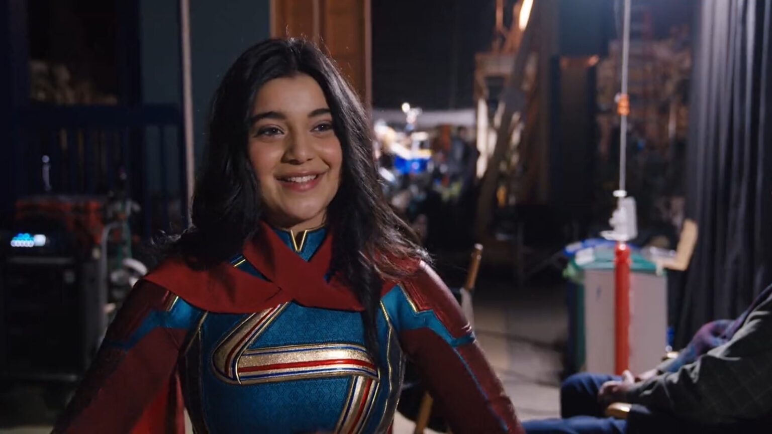 Iman Vellani e Ms. Marvel Reproducao Twitter