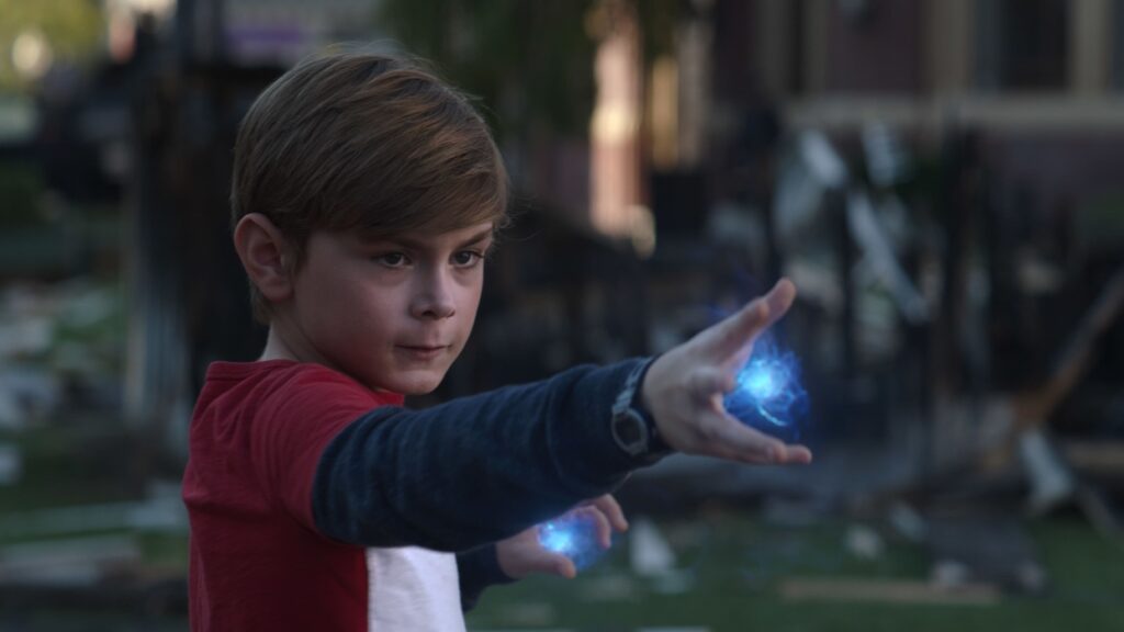 Ator de WandaVision quer história polêmica das HQs no MCU Julian Hilliard como Billy Maximoff em WandaVision (Reprodução / Disney+)