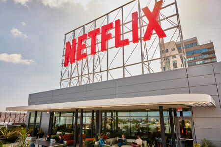 Netflix, Disney, Sony e Warner decidem ajudar funcionárias a fazer abortos Escritório da Netflix em Los Angeles