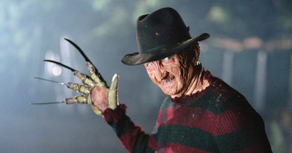 Freddy Krueger pode voltar em novo filme, mas depende de uma condição para acontecer Robert Englund como Freddy Krueger em A Hora do Pesadelo (Reprodução)