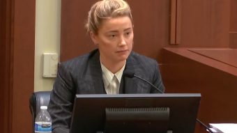 Amber Heard durante o julgamento