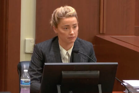 Amber Heard durante o julgamento