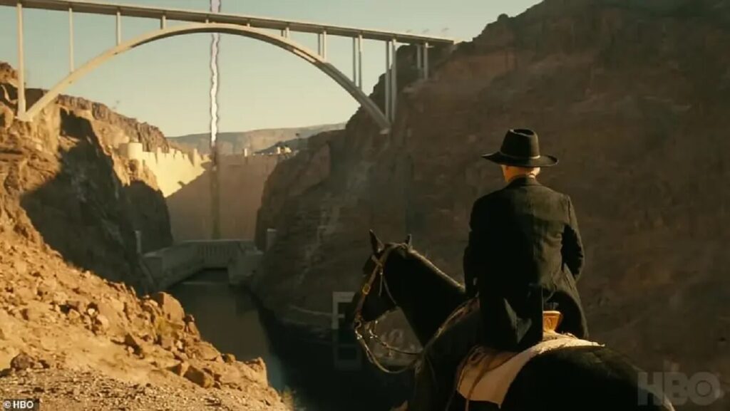 Showrunner de Westworld discute final da série: “Não chegamos lá ainda” Ed Harris é o Homem de Preto/William em Westworld (Reprodução/HBO)