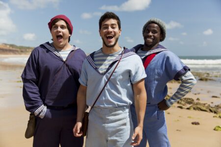 João (Lucas Salles), Sebastião (Arthur Aguiar) e Julião (Hugo Germano) em Pluft, O Fantasminha