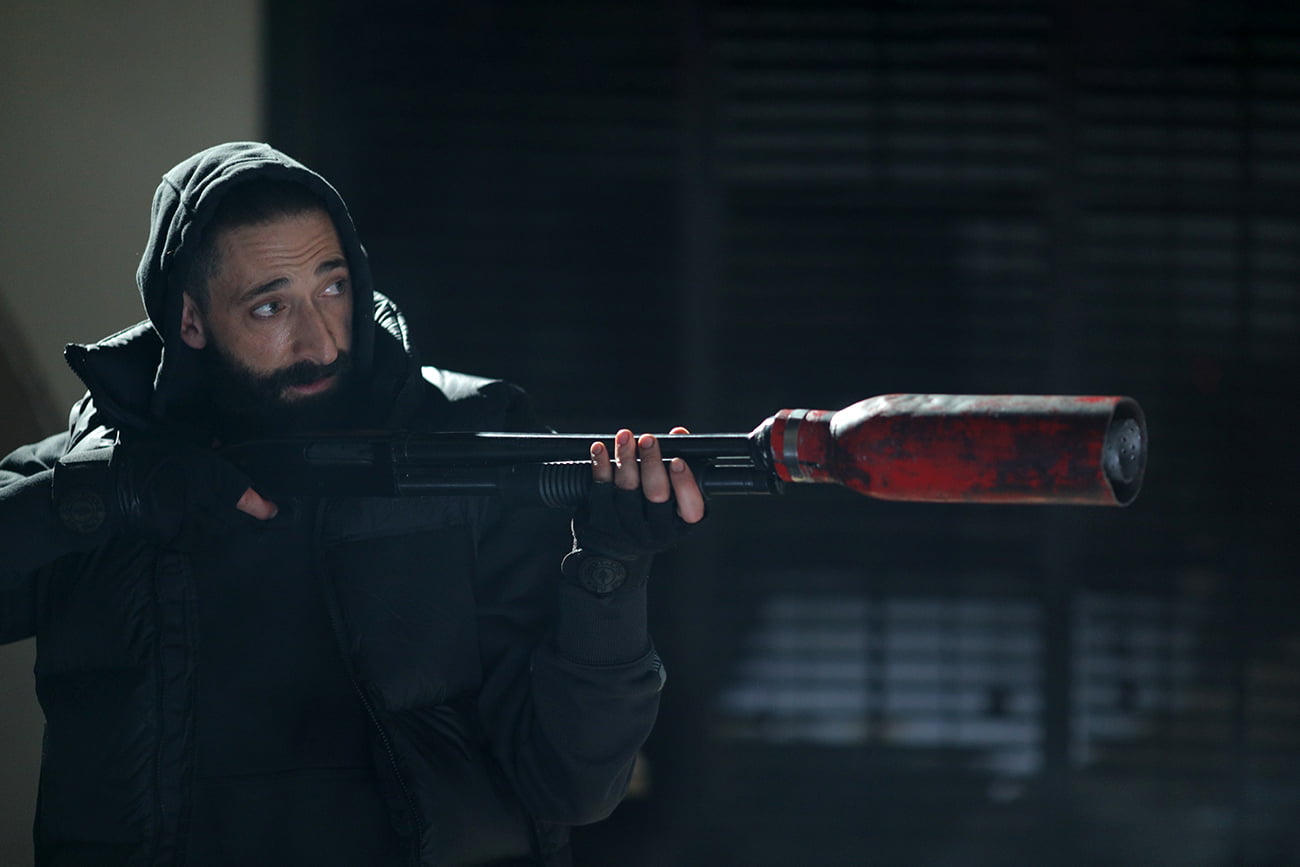 Passado Violento: Gari é impedido de mudar de vida e volta a ser assassino em novo sucesso da Netflix 1 Cena de Passado Violento Reproducao