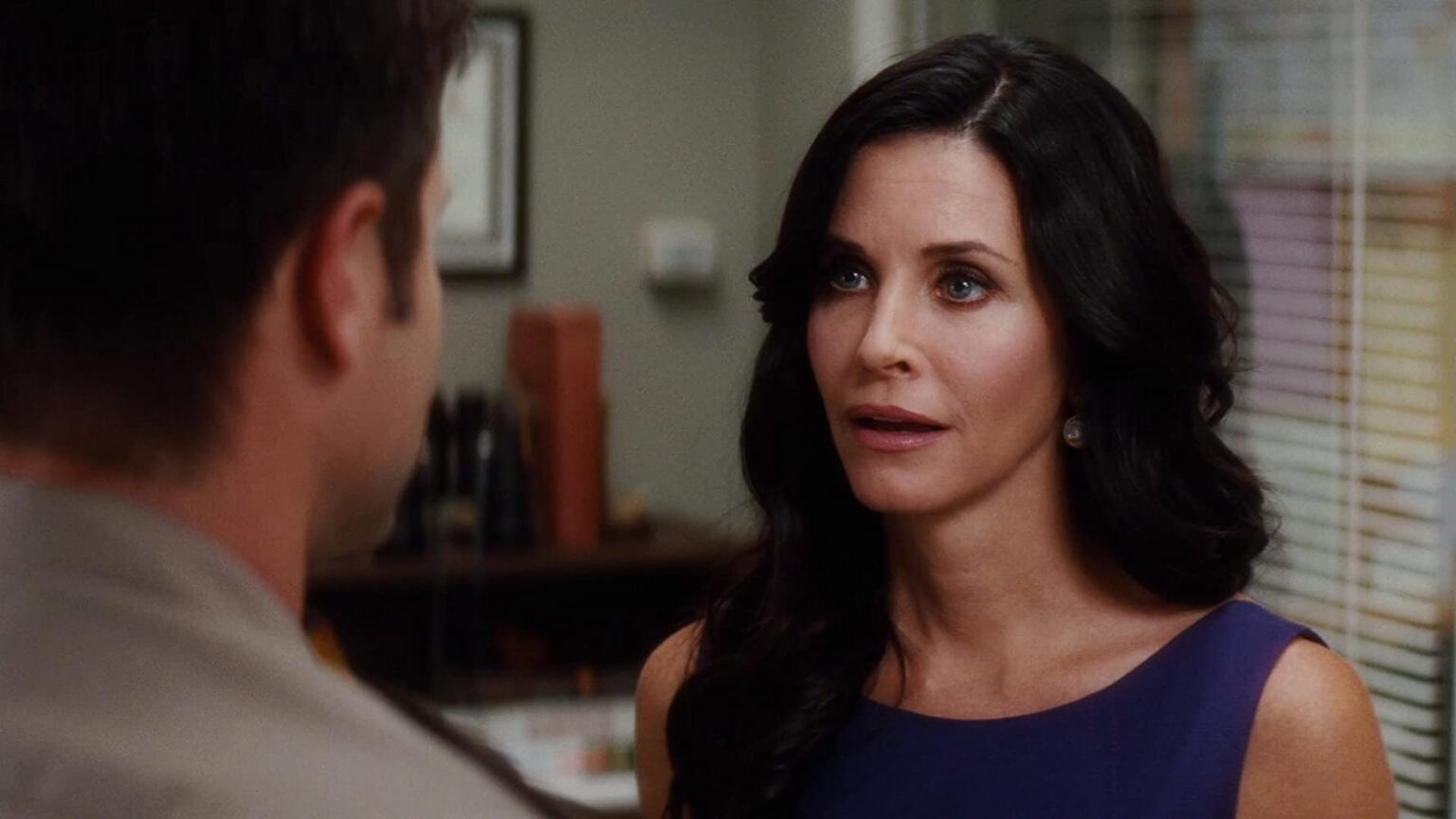 Courtney Cox é flagrada nos bastidores de Pânico 6 Courteney Cox como Gale Weathers em Panico Reproducao