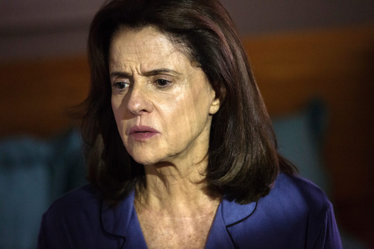 Marieta Severo em cena de Aos Nossos Filhos Reproducao