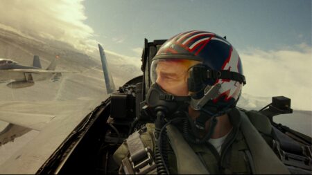 Destaques do Paramount+ no mês de junho Tom Cruise como Maverick em Top Gun Maverick 2
