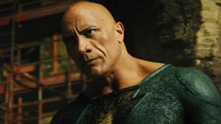 Dwayne Johnson é acusado de mentir sobre bilheteria de Adão Negro Adão Negro (Dwayne Johnson) em Adão Negro (Reprodução / DC)