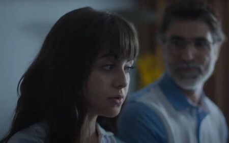 Netflix divulga imagens de Klara Castanho no trailer da série Bom Dia, Verônica; assista! Klara Castanho e Reynaldo Gianecchini em cena de Bom Dia, Verônica (Reprodução / Netflix)