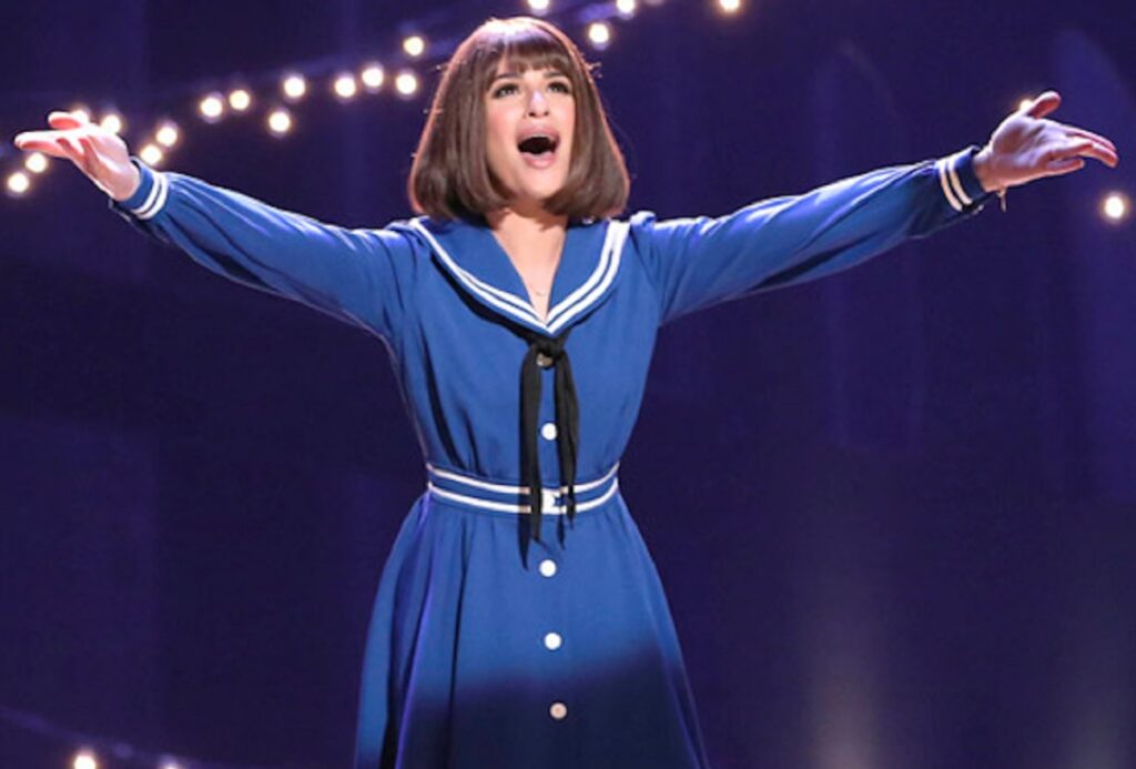 Lea Michele é Rachel Berry em Glee (Reprodução)