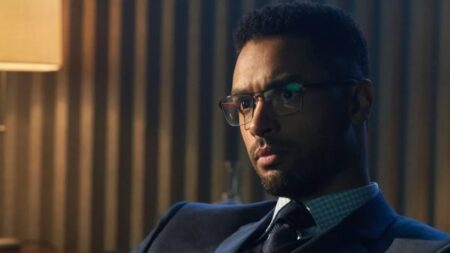 Regé-Jean Page como Denny Carmichael em Agente Oculto (Reprodução / Netflix)