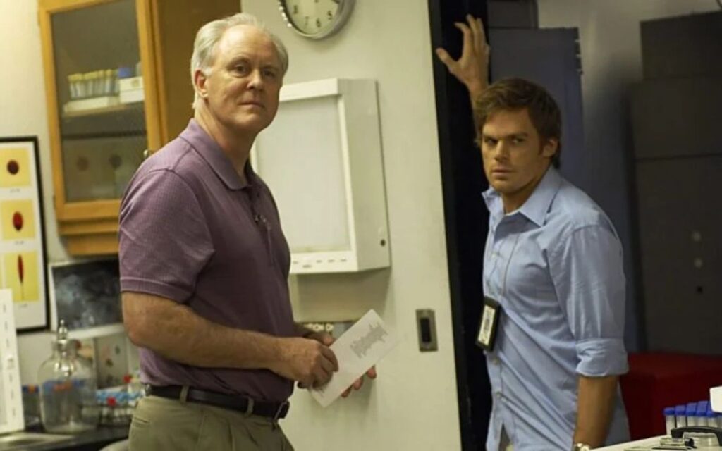 John Lithgow é o Assassino da Trindade e Michael C. Hall é Dexter em Dexter (Divulgação)