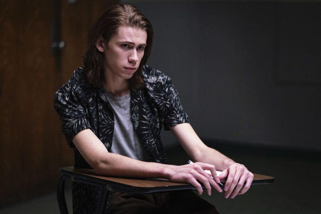 Owen Teague será o protagonista de próximo filme Planeta dos Macacos 4701386
