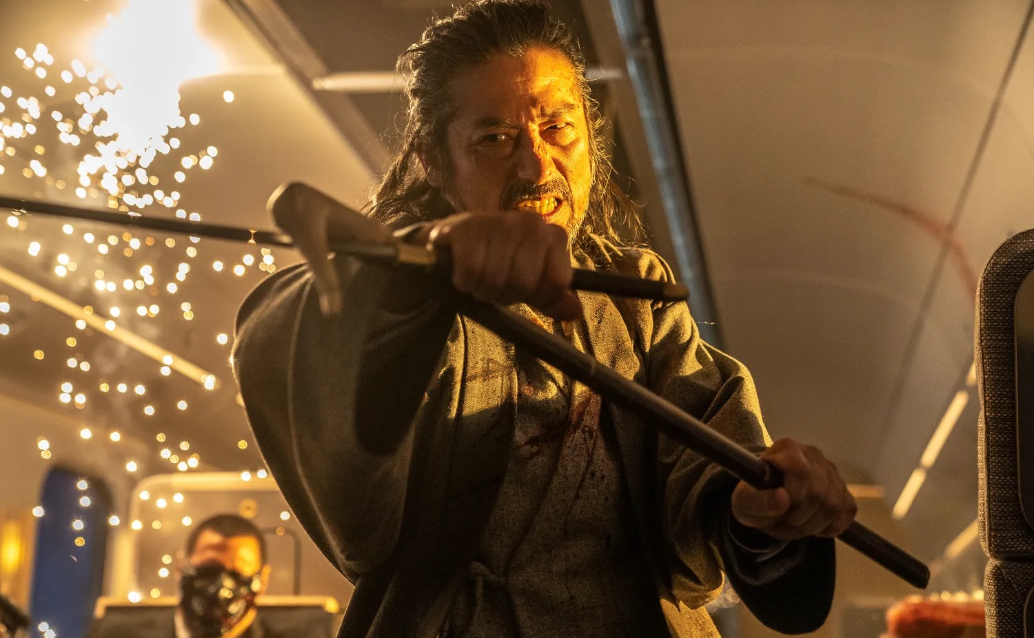 Anciao Hiroyuki Sanada em cena de Trem Bala Divulgacao Sony Pictires