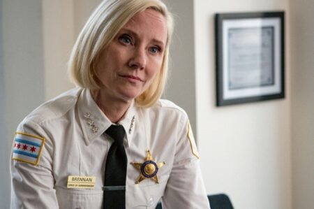 Anne Heche em Chicago PD Reproducao