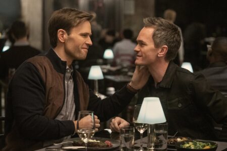 Depois de cancelada pela Netflix, Paramount ressuscita Uncoupled Cena de Uncoupled Reproducao scaled 1