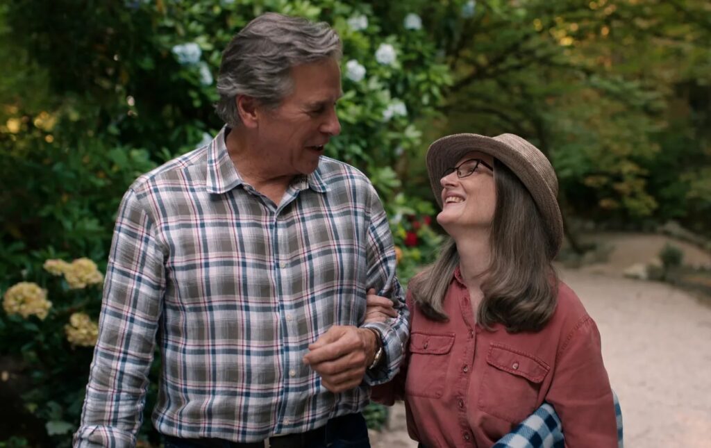 Virgin River: Casal preferido dos fãs já esteve junto em outra série há 40 anos Doc Tim Matheson e Hope Annette OToole em cena de Virgin River Divulgacao 2