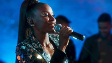 Atriz mostra a força da mulher negra por meio de personagem em Rensga Hits Jeniffer Dias e Thamyres em Rensga Hists Divulgacao Globoplay 2