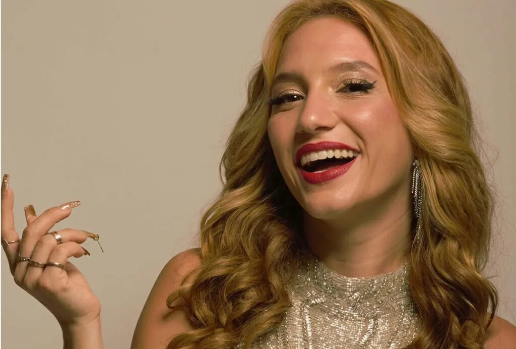Lorena Comparato e Glaucia em Rensga Hits Divulgacao TV Globo
