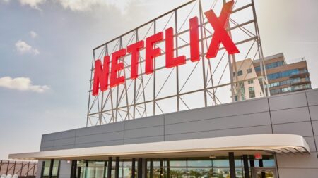 Netflix fachada (Reprodução)
