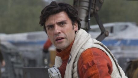 Oscar Isaac está disposto a volta como Poe Dameron em Star Wars Poe Dameron (Oscar Isaac) em Star Wars (Reprodução / Lucasfilm)