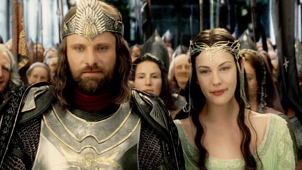 Aragorn (Viggo Mortenson) e Arwen (Liv Tyler) em O Senhor dos Anéis (Reprodução)