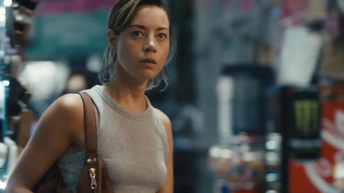 Aubrey Plaza é Emily em Emily the Criminal (Divulgação)