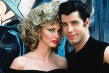 Olivia Newton-John e John Travolta em Grease: Nos Tempos da Brilhantina (Reprodução)