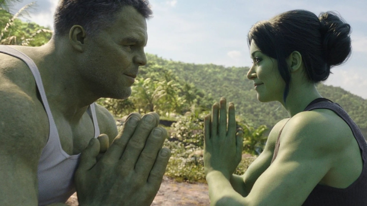 Hulk (Mark Ruffalo) e Mulher-Hulk (Tatiana Maslany) em Mulher-Hulk (Reprodução / Disney+)
