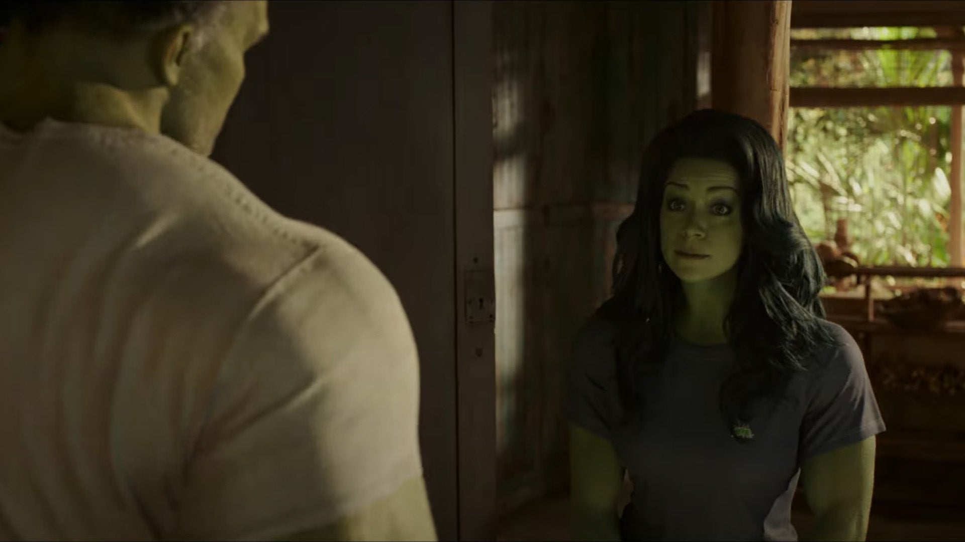 Muito curta? Qual a duração do primeiro episódio de Mulher-Hulk? 2 Hulk (Mark Ruffalo) e Mulher-Hulk (Tatiana Maslany) em Mulher-Hulk
