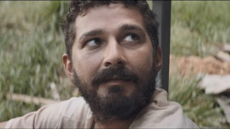 Tyler (Shia LaBouf) em O Falcão Manteiga de Amendoim (Reprodução)