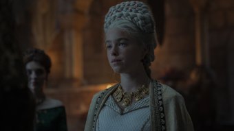 Milly Alcock como Rhaenyra Targaryen em A Casa do Dragão