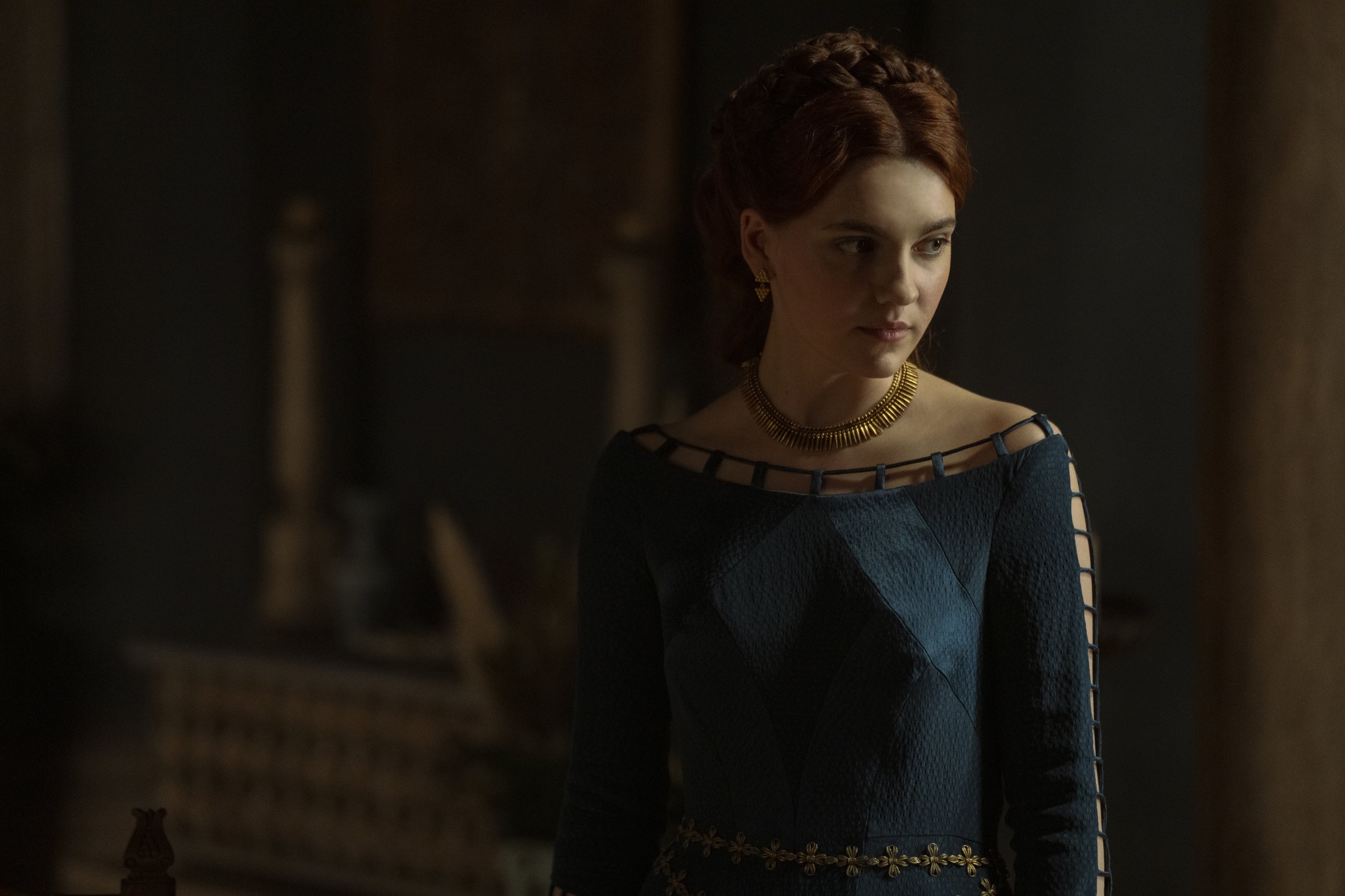 Emily Carey como Alicent em A Casa do Dragão