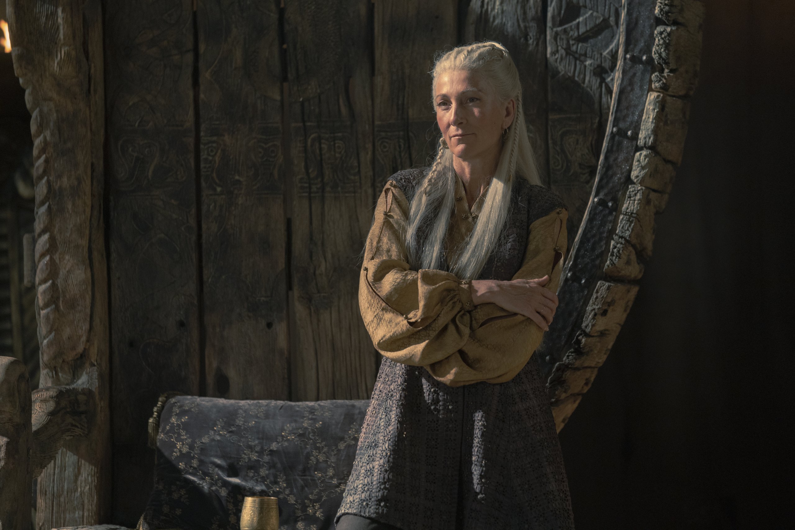 A Casa do Dragão: Quem é o dragão vermelho que aparece no episódio 5? 2 Eve Best como Rhaenys Targaryen em A Casa do Dragão