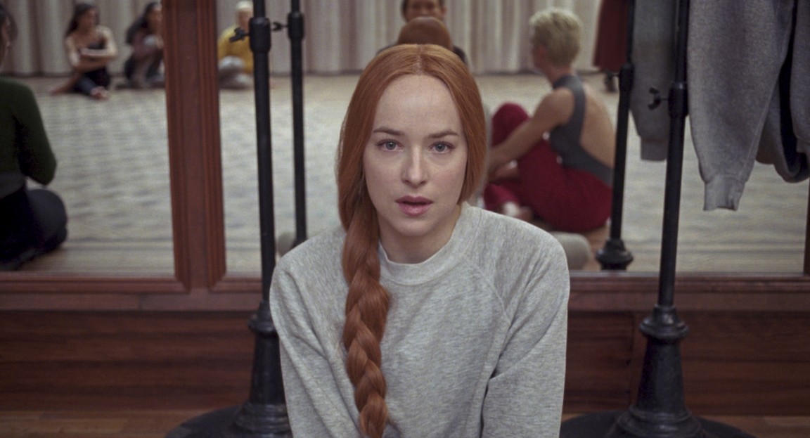 Filme de terror macabro se inspirou em Branca de Neve, da Disney 2 Cena de Suspiria (Reprodução)