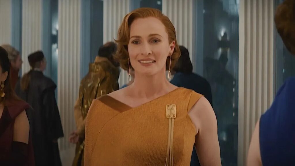 Atriz descreve o quão maravilhada ficou com sua estreia em Andor Genevieve O'Reilly como Mon Mothma em cena de Andor (Reprodução / Disney+)