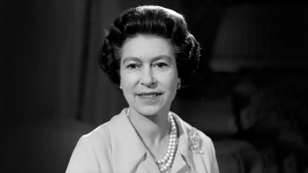 A Rainha: Mãe e Monarca Rainha Elizabeth II em divulgação de documentário da TV Britânica
