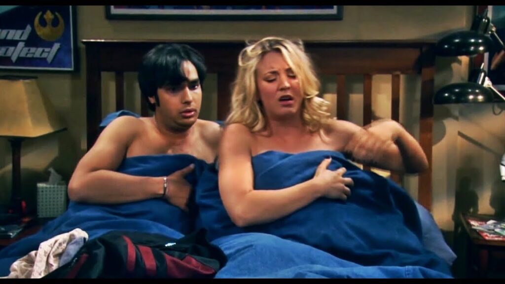 Raj Kunal Nayyar e Penny Kaley Cuoco em The Big Bang Theory Reproducao