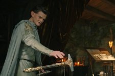 Elrond (Robert Aramayo) em O Senhor dos Anéis: Os Anéis de Poder (Reprodução)