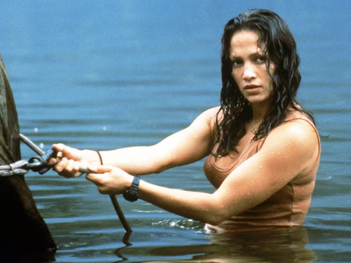 Jennifer Lopez é Terri em Anaconda (Reprodução)