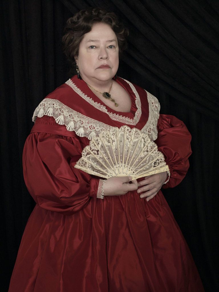Kathy Bates é Delphine LaLaurie em American Horror Story: Coven (Divulgação)