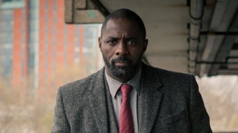 John Luther (Idris Elba) em Luther (Reprodução)