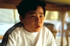 Jacob Kim é a versão jovem de Jupe Park em Não! Não Olhe! (Reprodução)