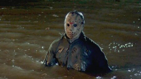 Filme derivado de Sexta-Feira 13 ainda pode acontecer? Jason em Sexta-Feira 13 (Reprodução)
