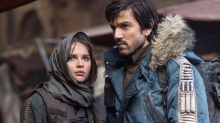 Jyn Erso (Felicity Jones) e Cassian Andor (Diego Luna) em Rogue One: Uma História Star Wars (Reprodução / Lucasfilm)