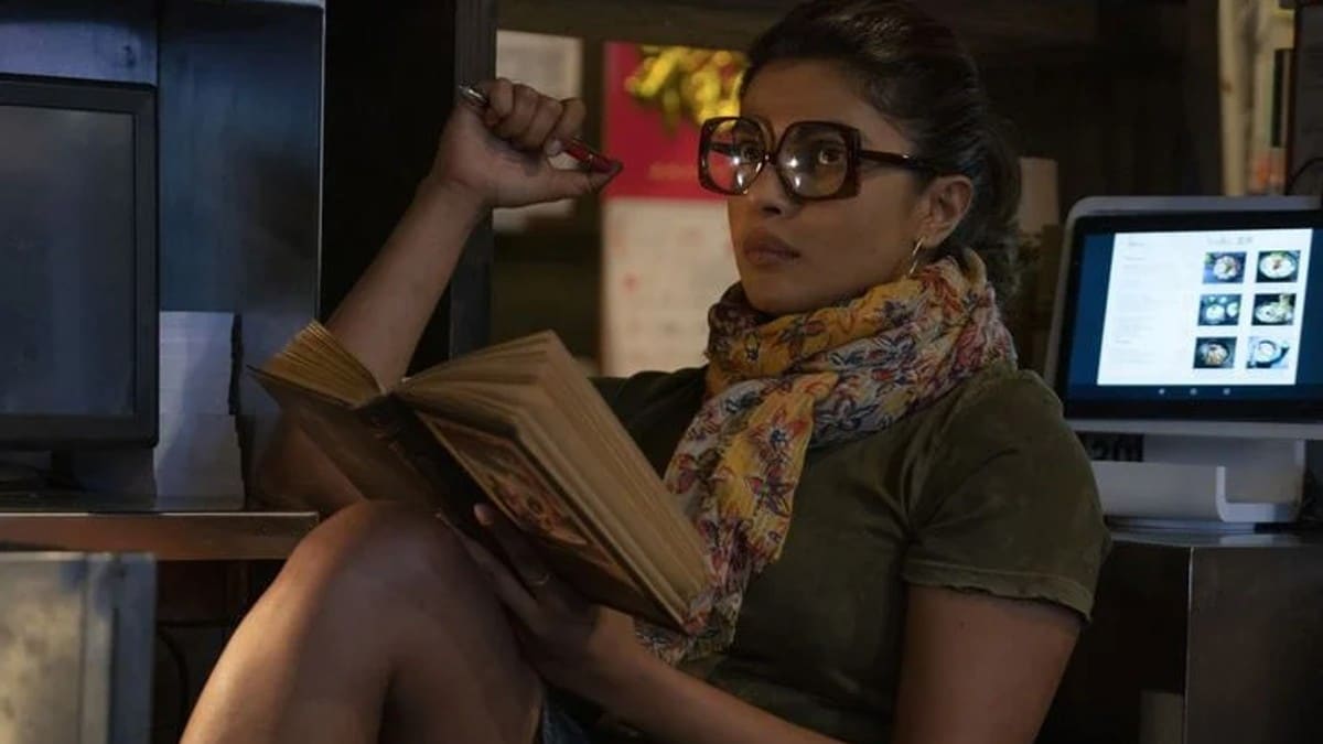 Priyanka Chopra como Sati em Matrix Resurrections 