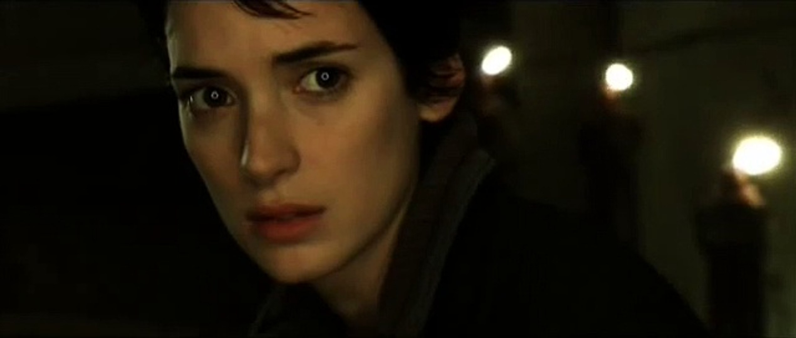 Bill Murray teve personagem escrito em Alien: por que ele não participou? 2 Winona Ryder é Call em Alien: A Ressurreição (Reprodução)